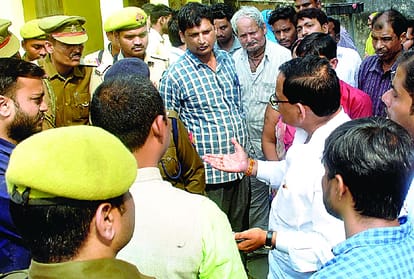 Amethi Police transferred Satya Prakash Shukla murder case to Sangrampur thana.