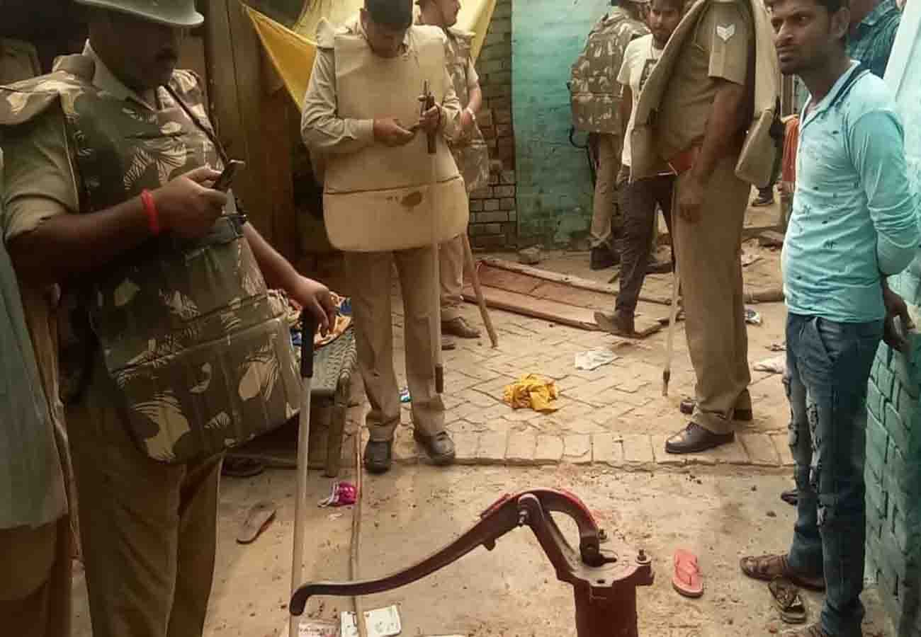 husband brutally murdered his wife and after that killed himself