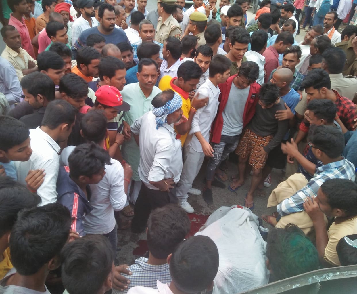mau news road accident
