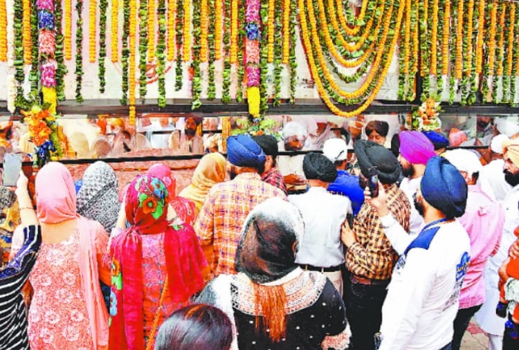 Pakistan denies Indian delegation permission to hold nagar kirtan at Shri Nankana Sahib