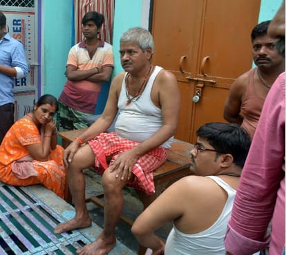 Momose seller committed suicide with wife and two children