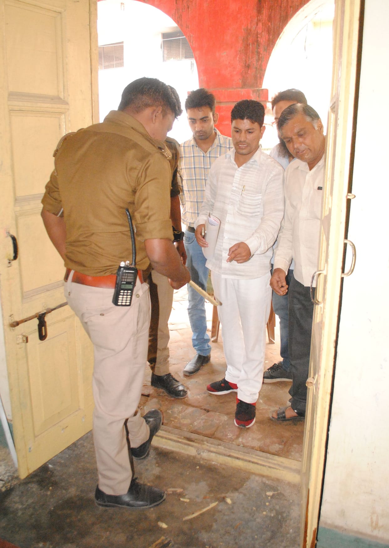Bijnor News: Theft in SP office