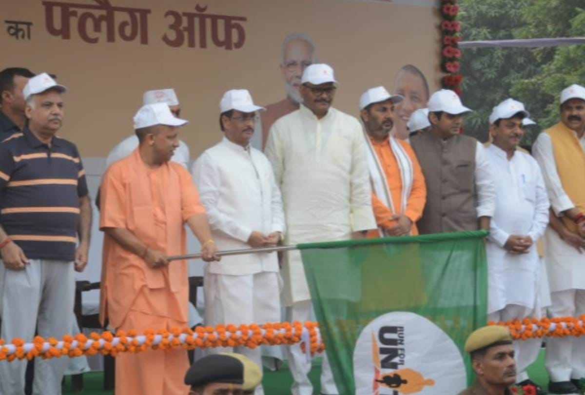 cm yogi said will never make those people success who wants to divide the nation