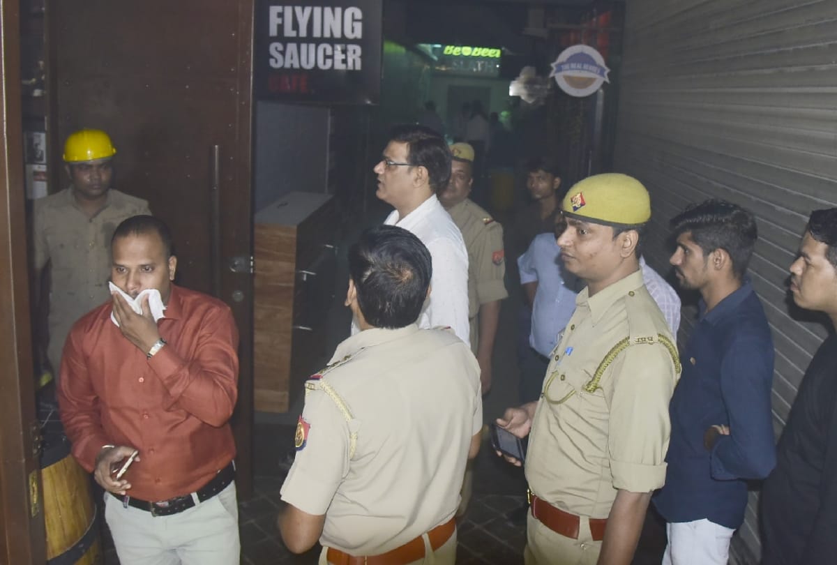 fire broke out in flying saucer restaurant in lucknow