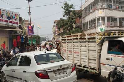 Jam jammed at every intersection of the city, where people stranded