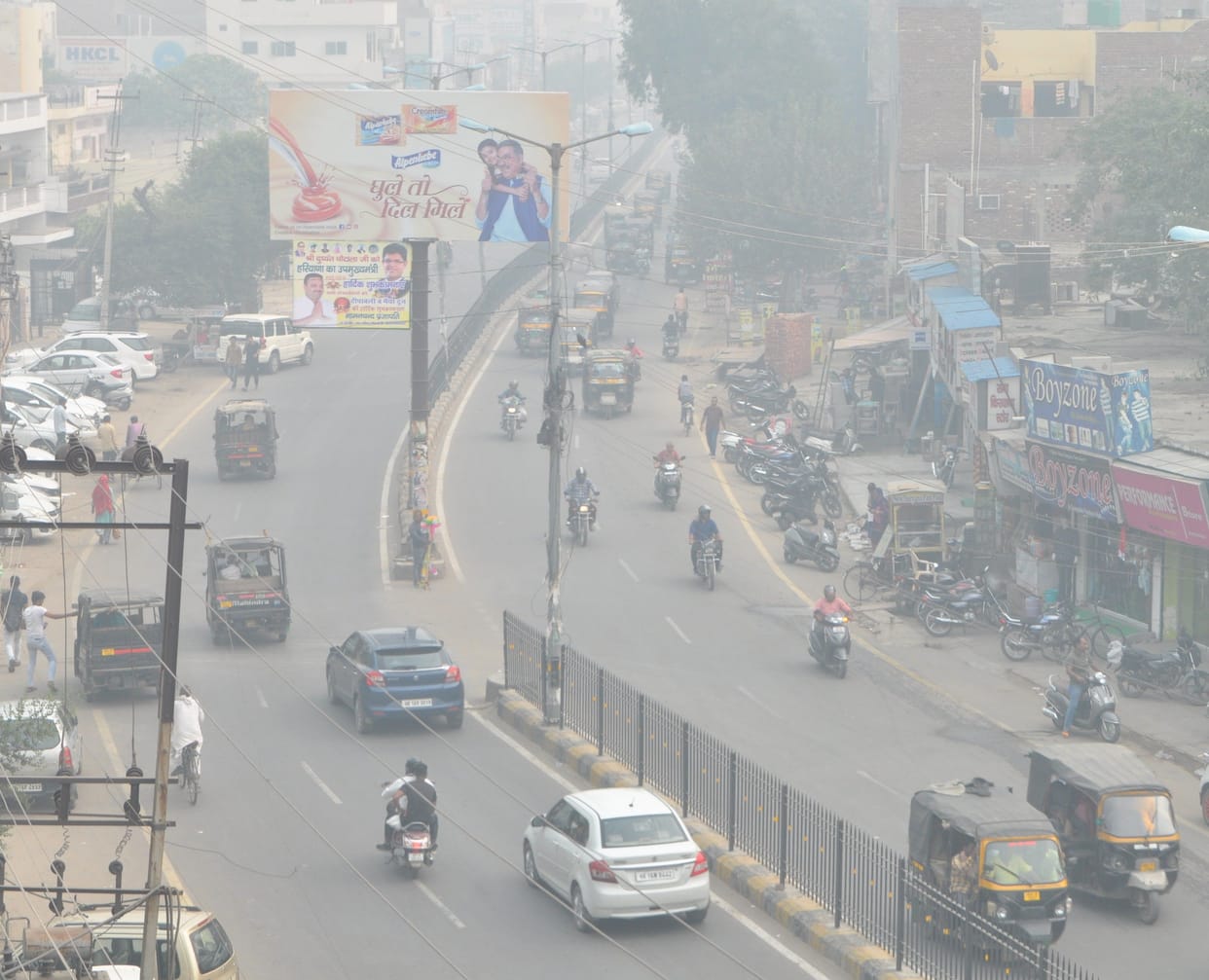 air pollution, 472 aqi