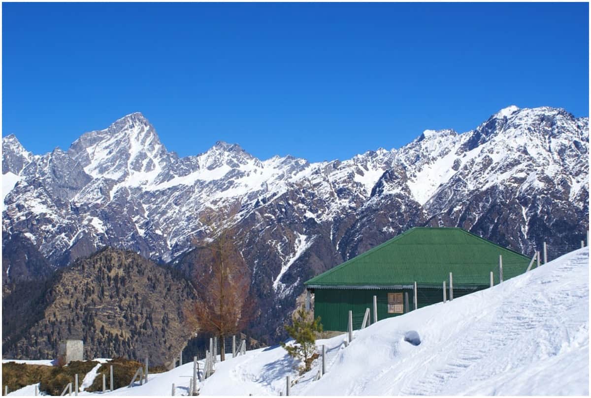chandra taal lake a beautiful place near manali