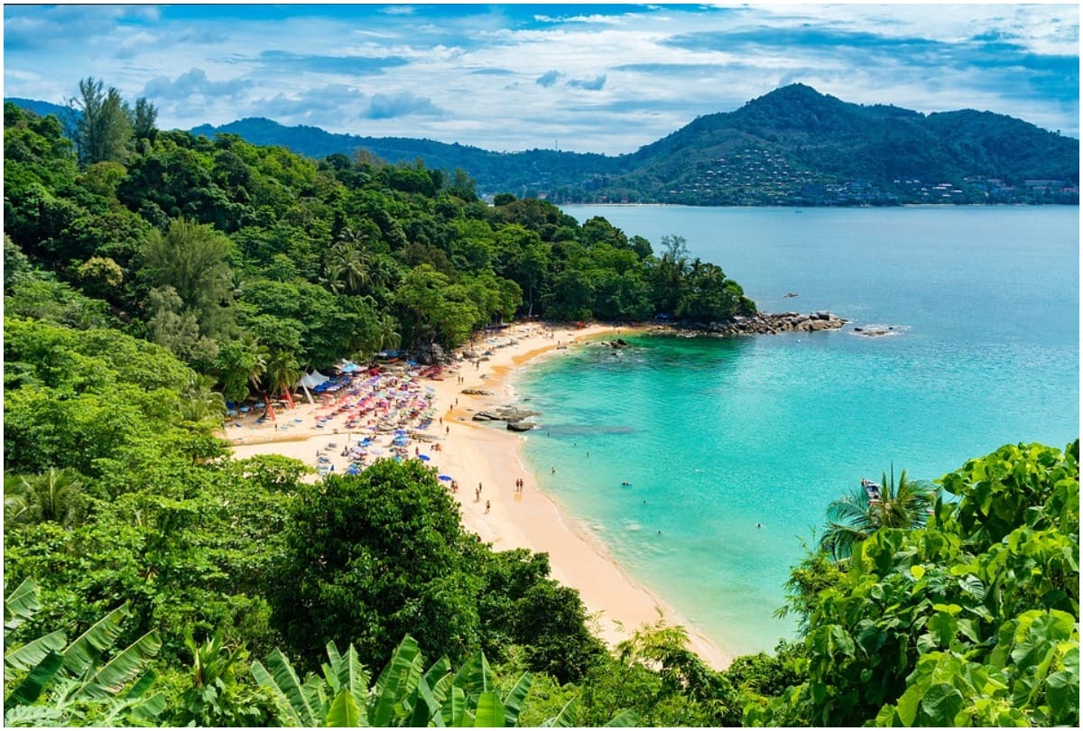 popular places in world shut down due to pollution from excess tourism