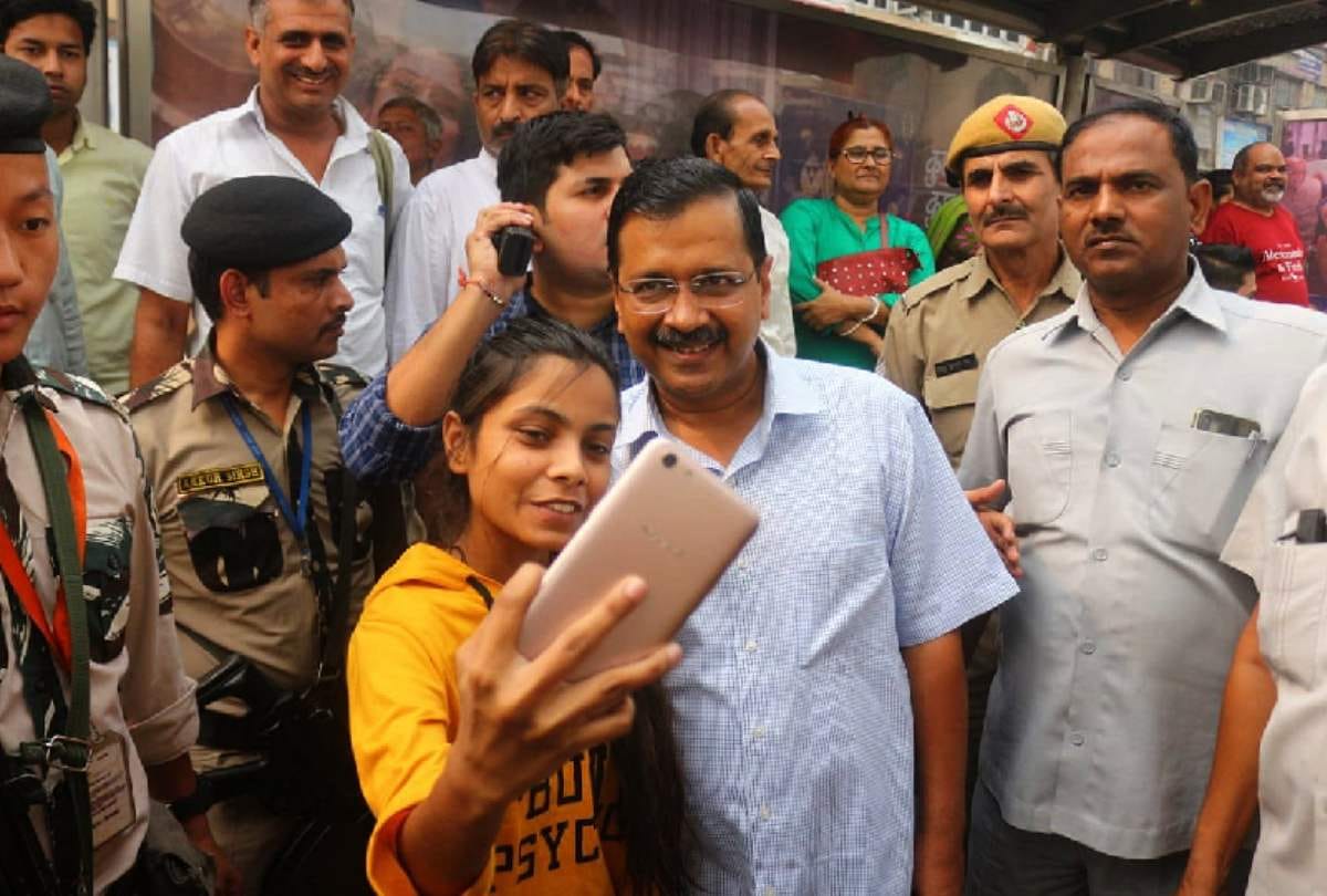 kejriwal travel in dtc buses to know reality of free ride for women this truth unveil