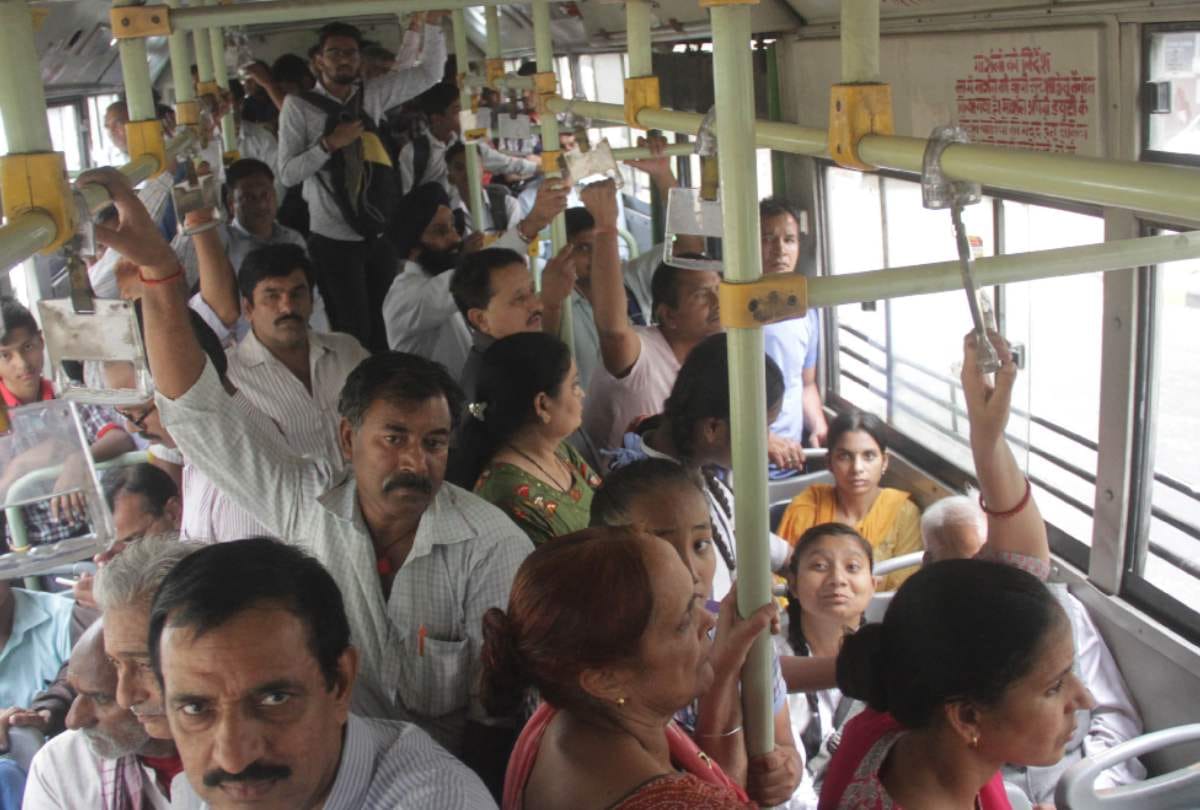 kejriwal travel in dtc buses to know reality of free ride for women this truth unveil