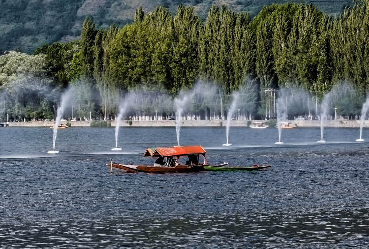 kashmir beautiful places to visit in november