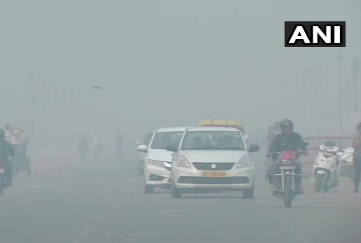 Shashi tharoor take on delhi ncr pollution winning internet