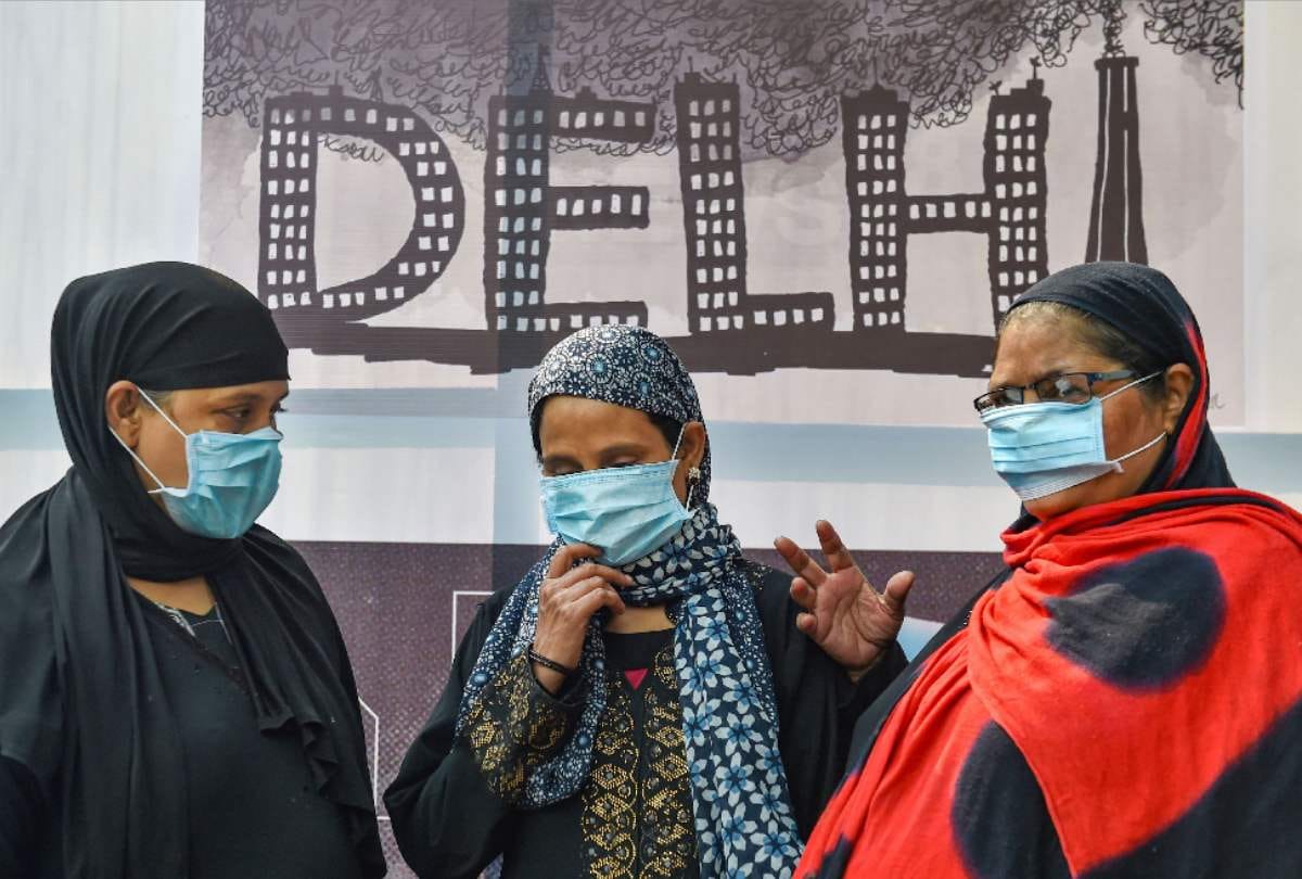 Shashi tharoor take on delhi ncr pollution winning internet