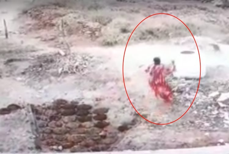 Brave girl saved life of Seven year old child
