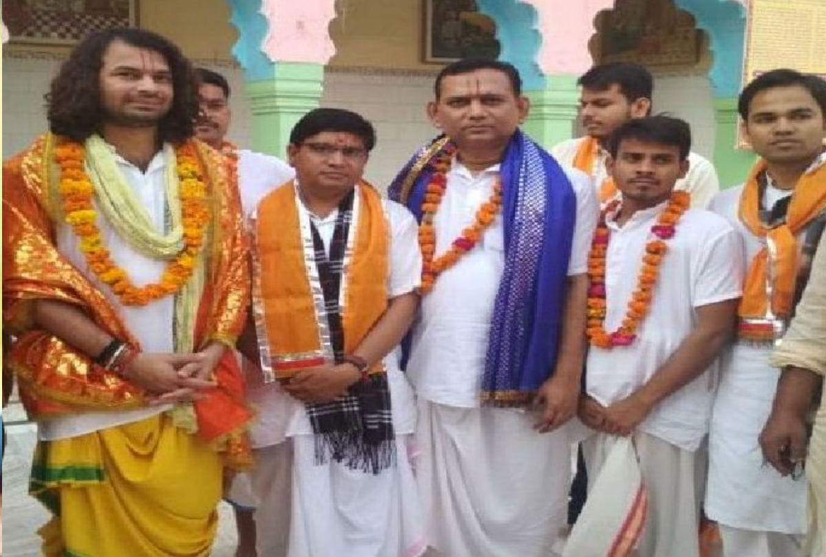 Tejpratap yadav Visits Baldev Dauji Maharaj Mathura