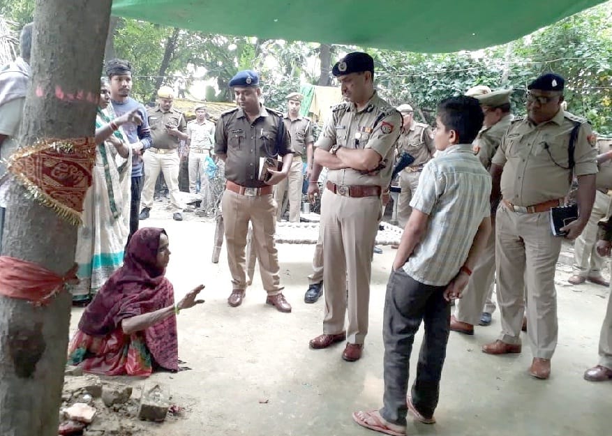 homegaurd throats slit in jaunpur