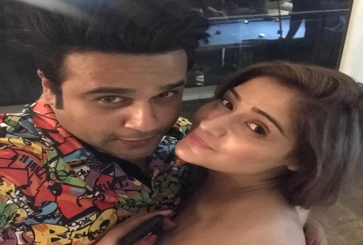 manish flirt with kajol ajay gets angry and shahid comment on virat photo five big news