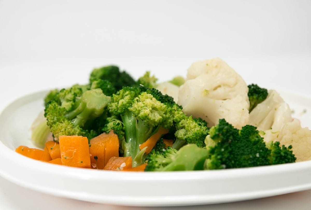 Eating Veggies Helps with Lung Problems aids our battle against lung infections latest study says