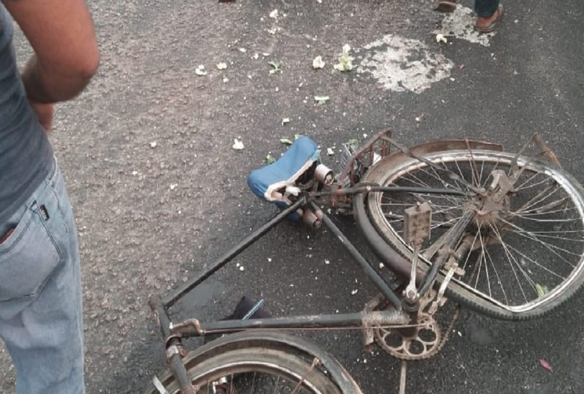Cyclist guard dies due to unknown vehicle