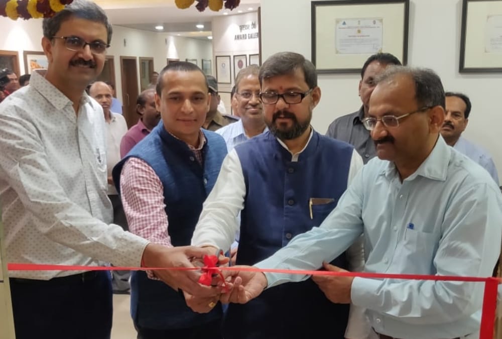 Transport minister inaugrates twitter account of transport nigam.