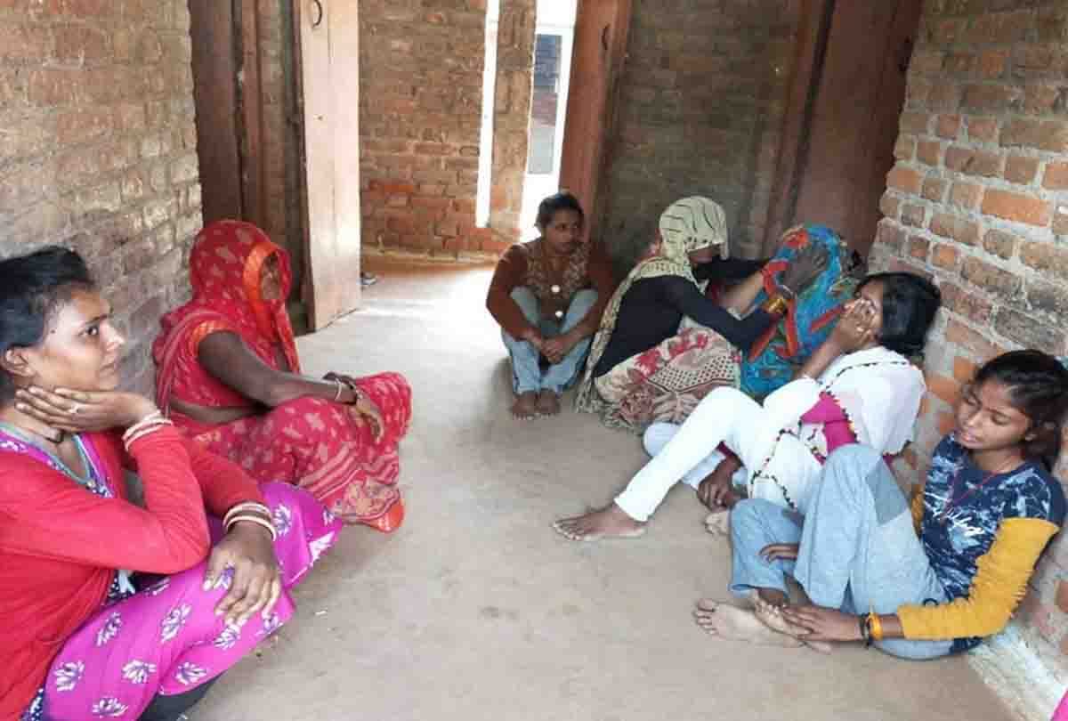 husband brutally murdered his wife in jalaun