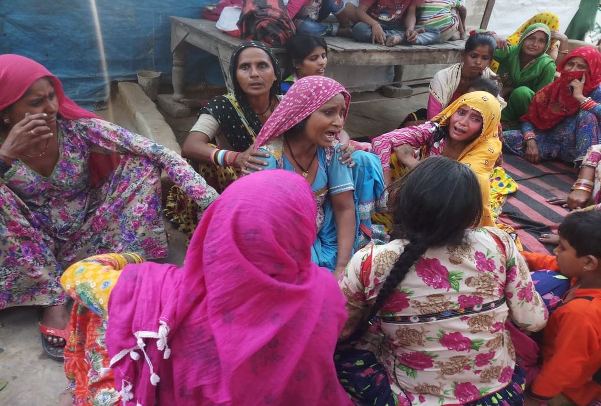 Two died including pregnant woman of electric shock in agra