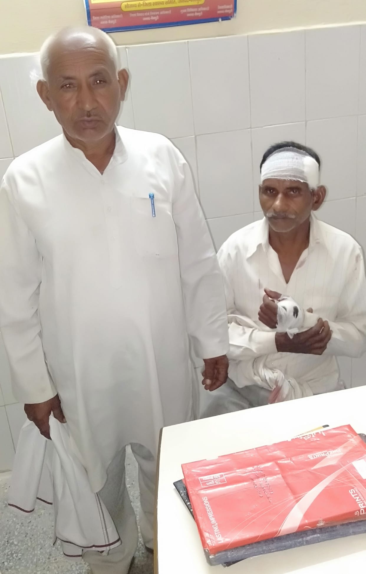 loot, farmer, crime, mainpuri