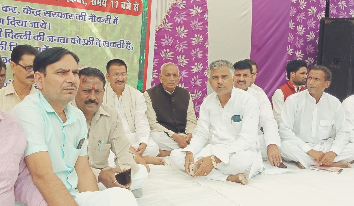 'Legislators should be investigated along with former CM'