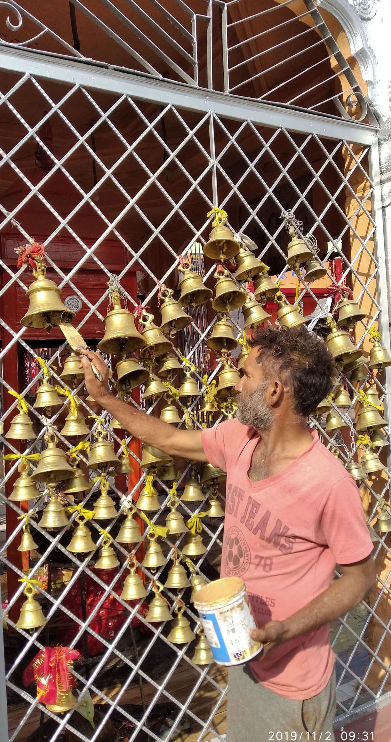 Indian couple will also be involved in the 'Khada diya' ceremony