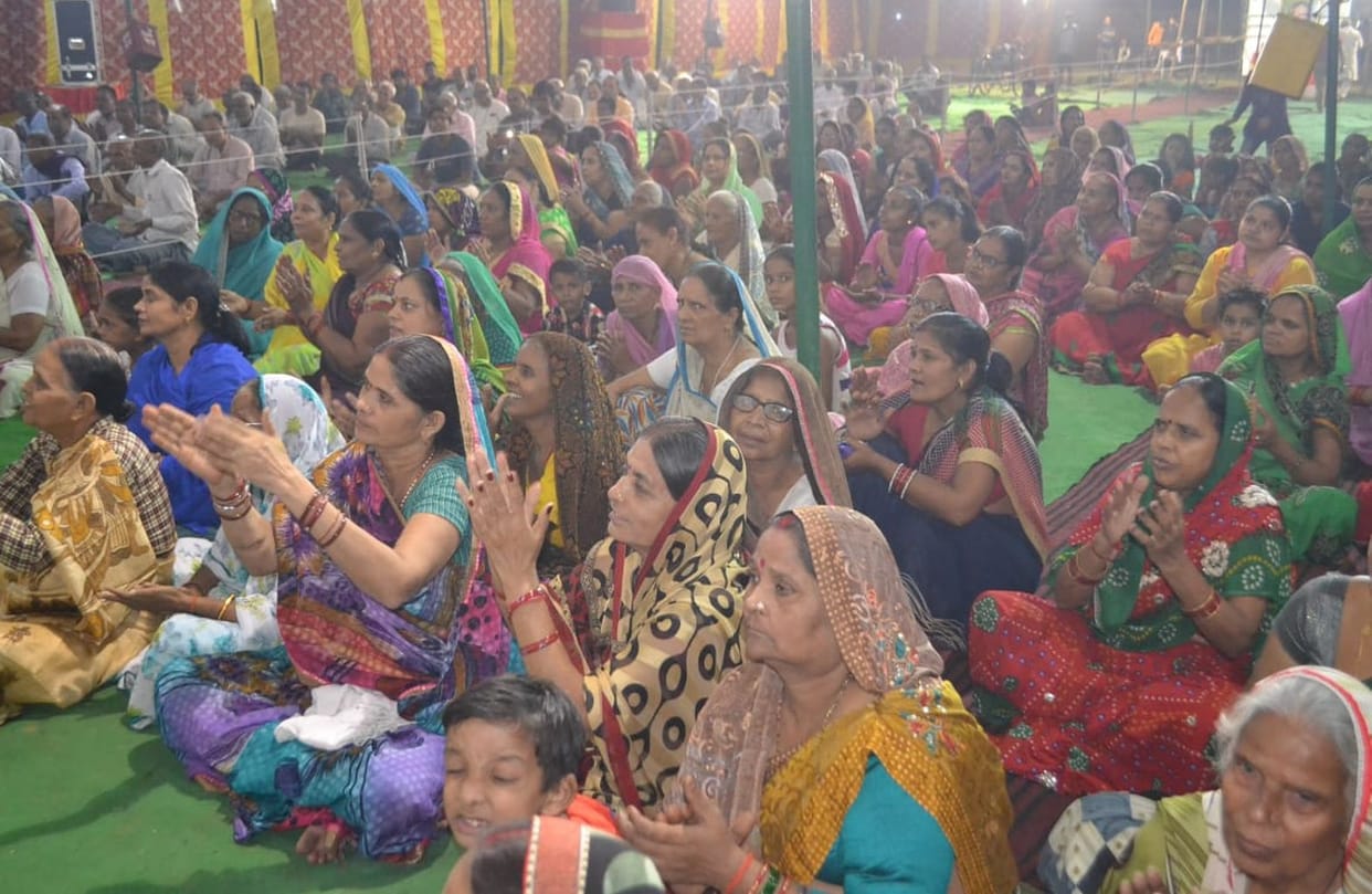 Rama's pastimes give rites to humans