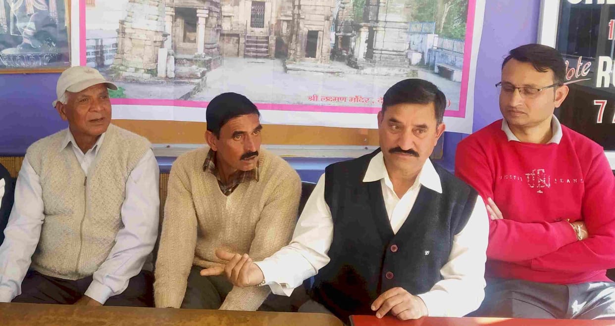 Villagers busy in giving Mansar fair a grand appearance