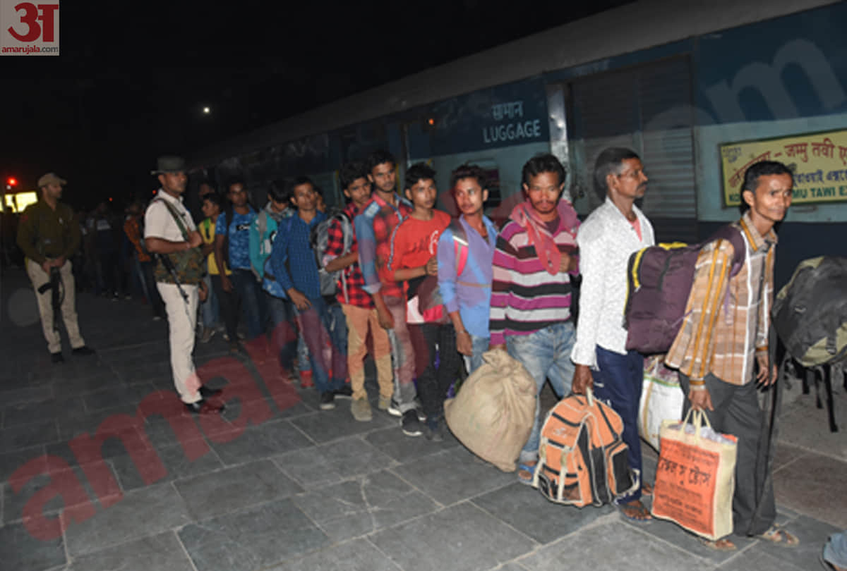 West Bengal government called back its people from Kashmir, special coach fitted in train