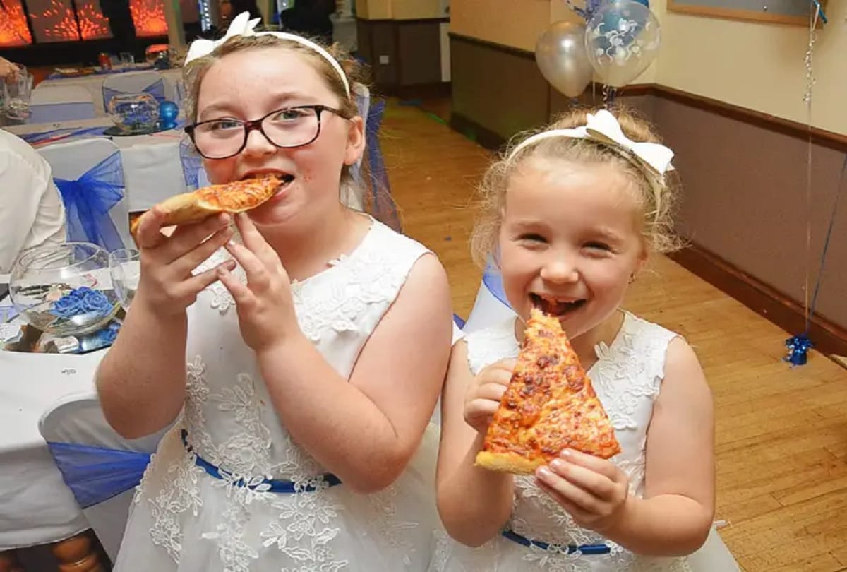 Bride and Groom ordered Pizza for their wedding meal in UK