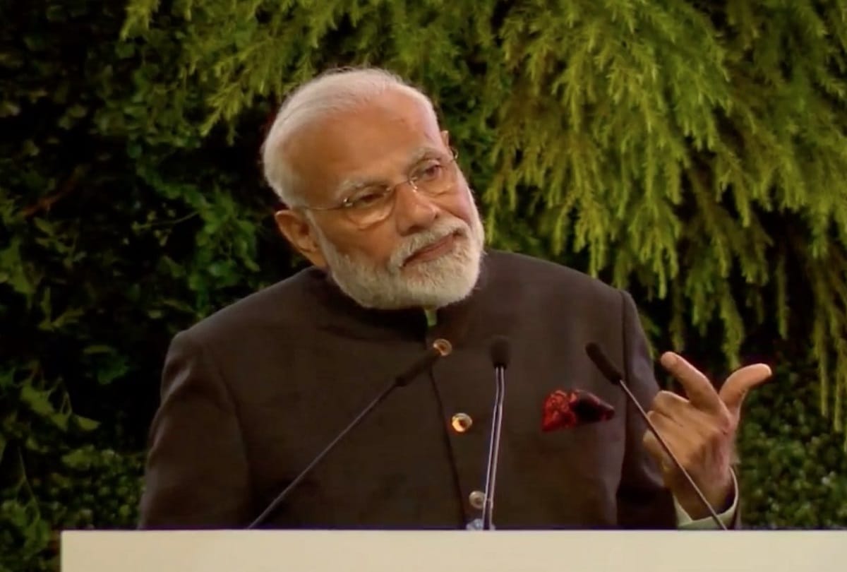 PM Modi said, he has taken initiative to regularize illegal colonies of delhi