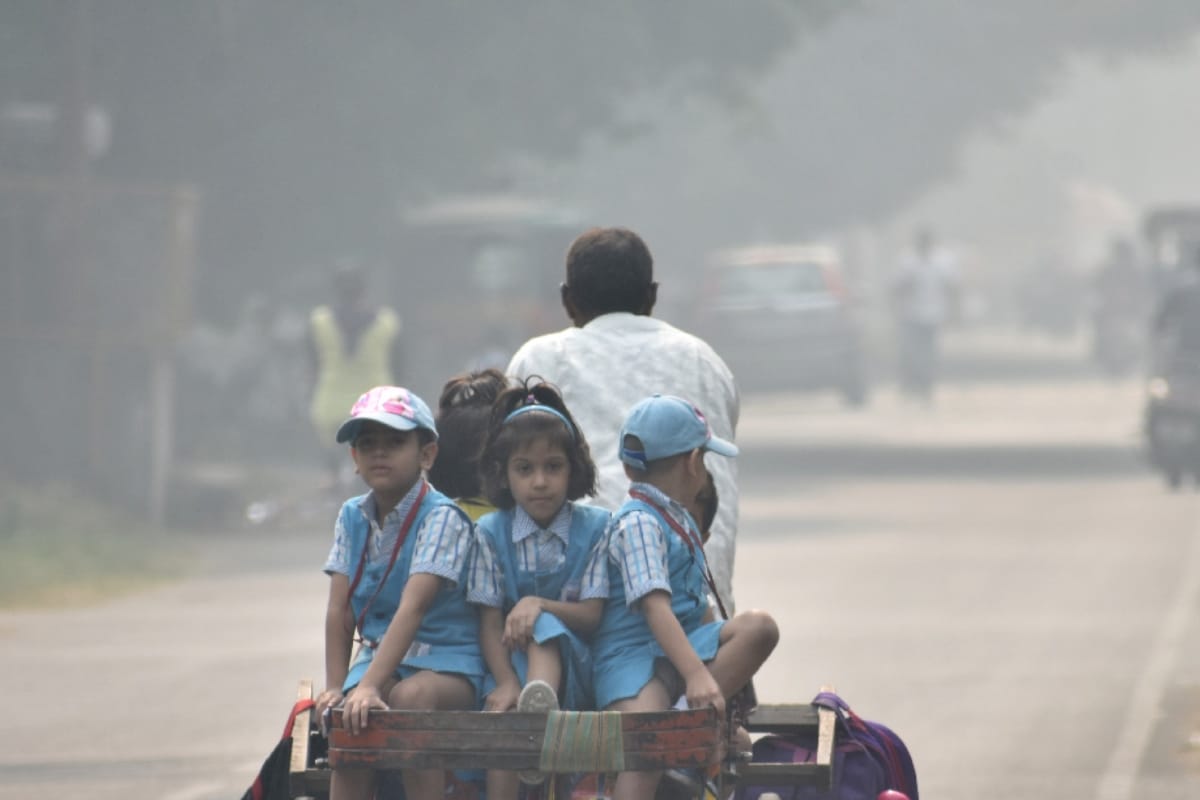 Students wrote to PM to get rid of pollution