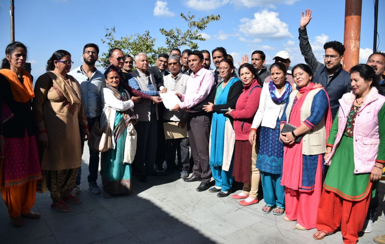 Neha Bisht of BJP became the uncontested block chief of Dhauladevi