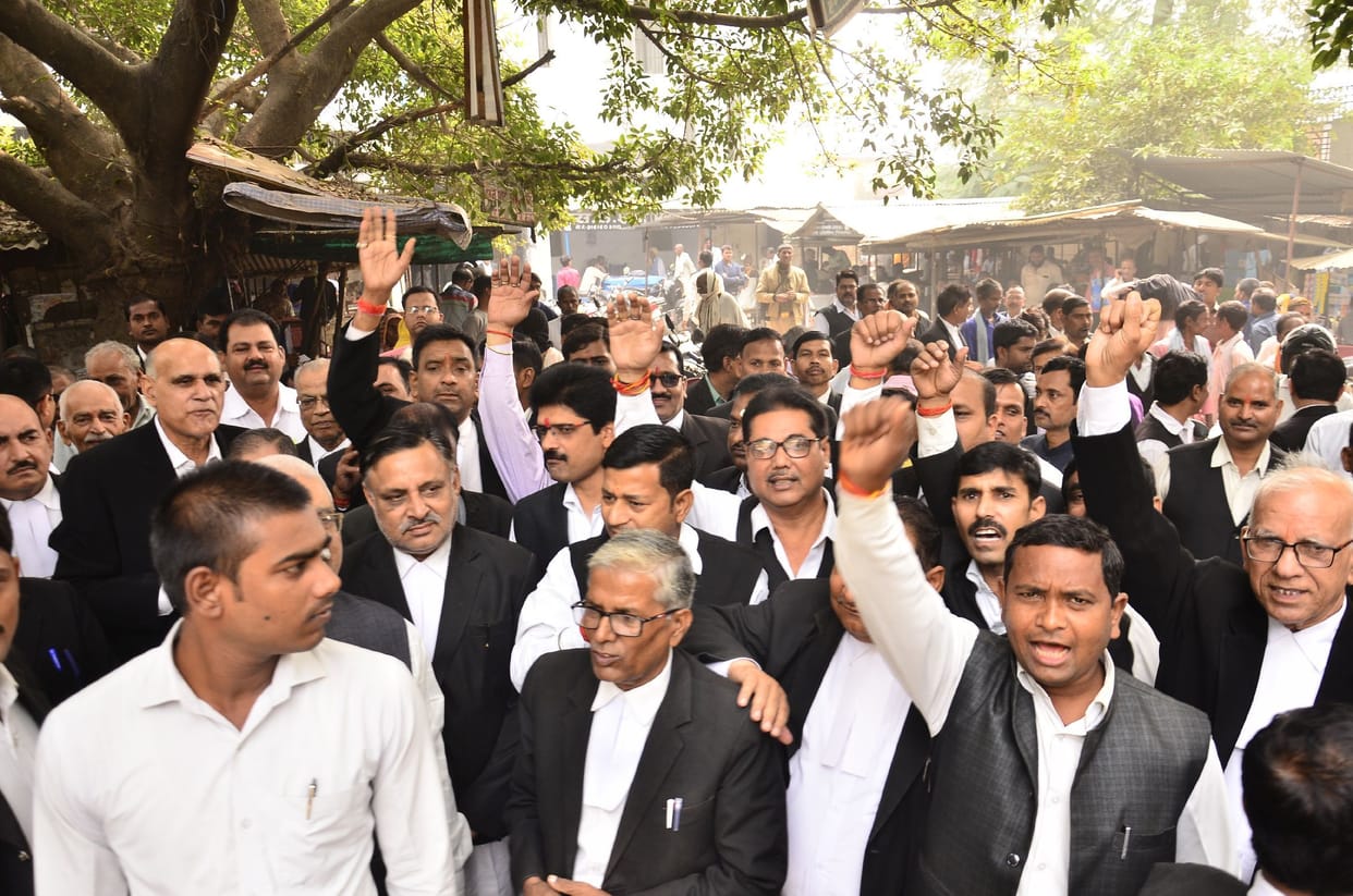 Lawyers demonstrated in the court premises