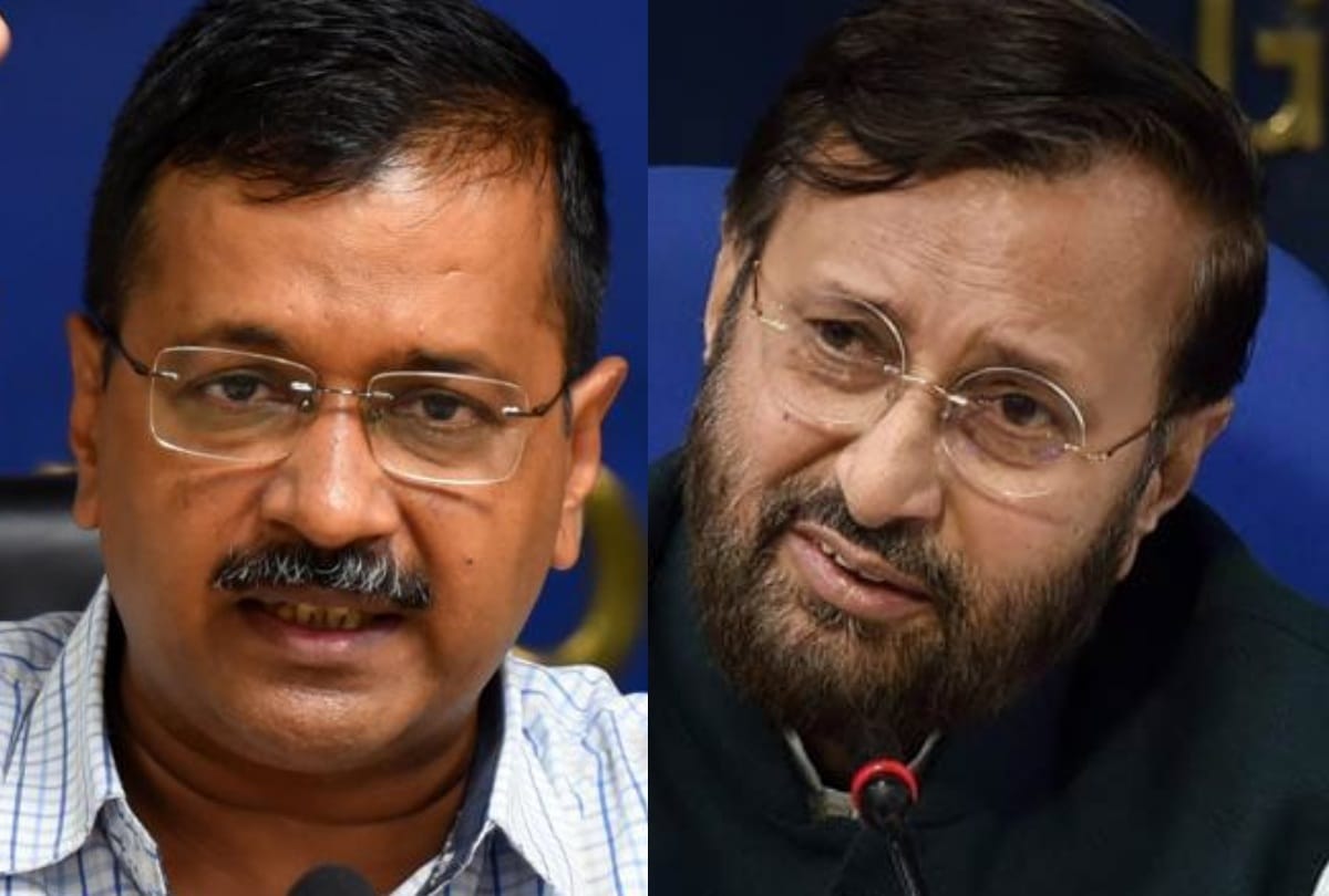 delhi cm kejriwal attacks prakash javadekar asks what is wrong in advertisement on awareness