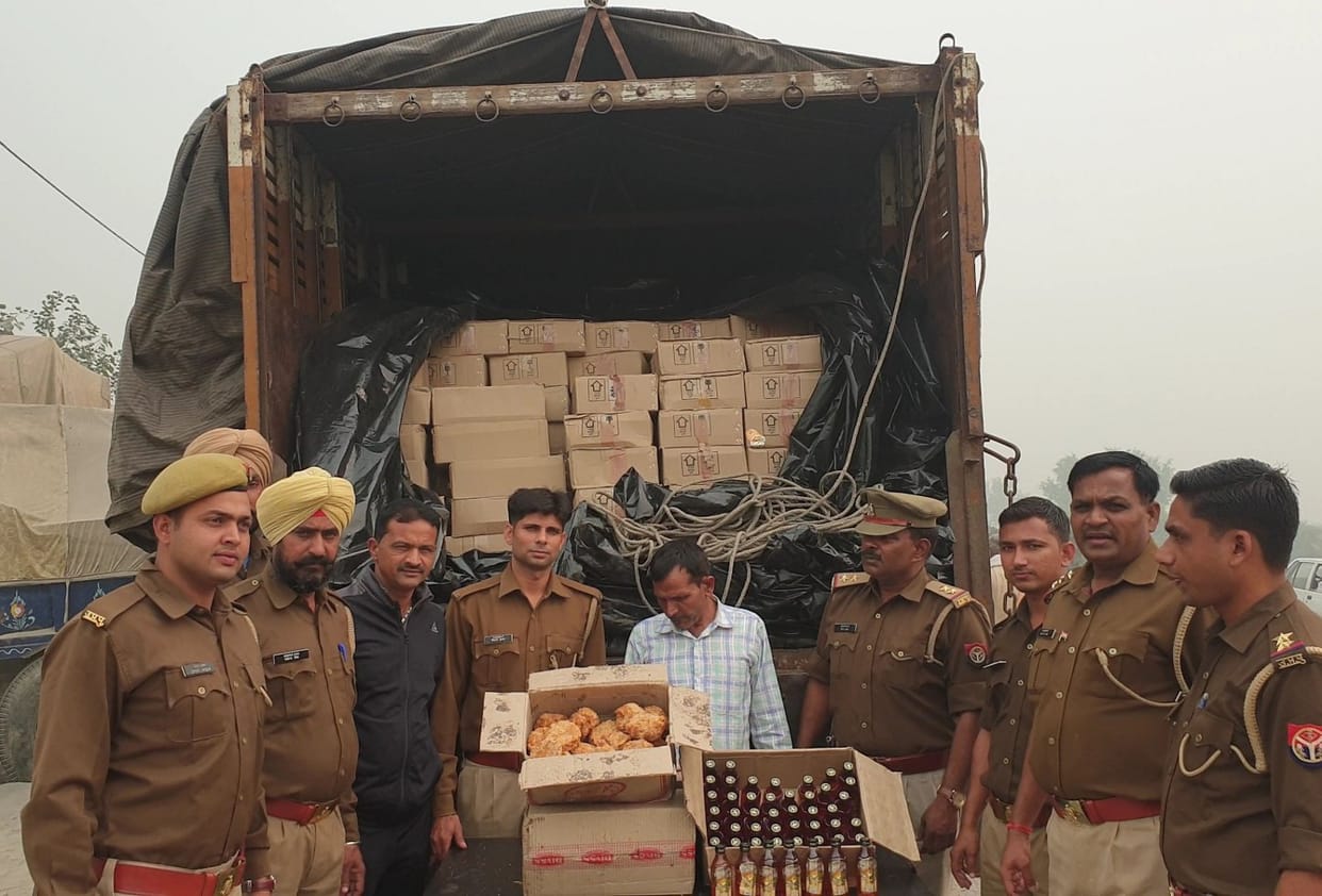 English liquor worth 50 lakhs caught in truck
