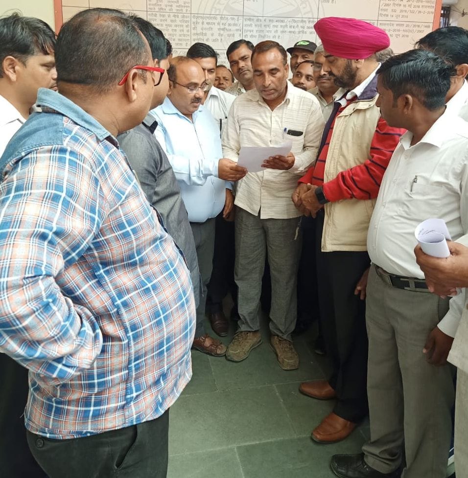 Advocates submit memorandum