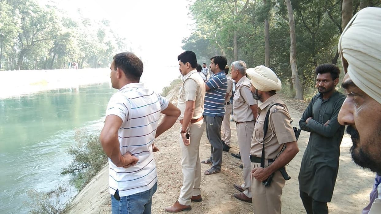 suicide, businessman, adopted son, wife, car, fatehabad