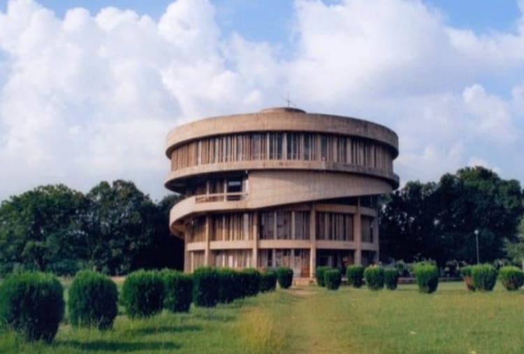 VC approves contractual practice in PU