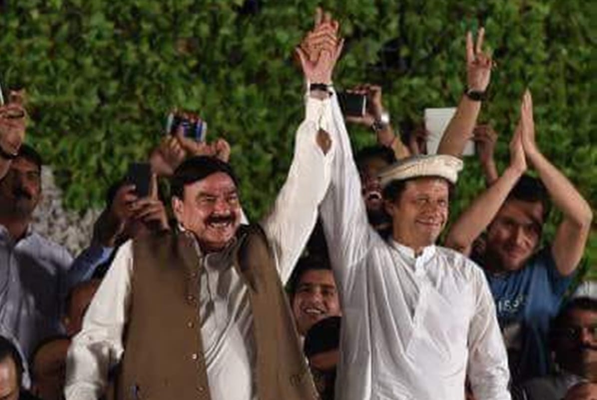 Sheikh Rashid gave opportunity to people to laugh on him, users says anything could explode in Pak