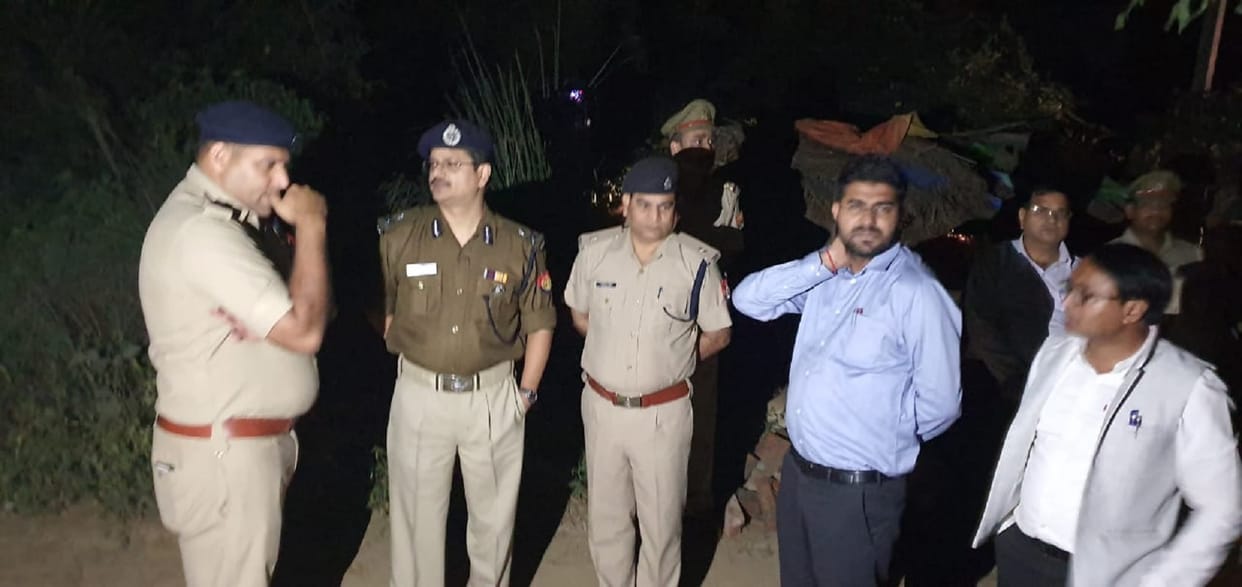 Siddharthnagar: Tension in area due to breaking religious places, three arrested, IG, DM, SP on spot