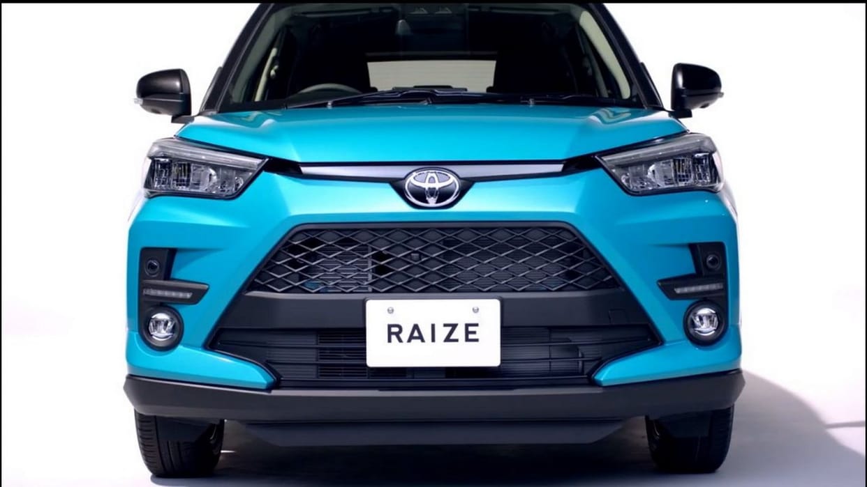 daihatsu rocky rebadged versions Toyota raize will launch tomorrow in japan, engine mileage revealed