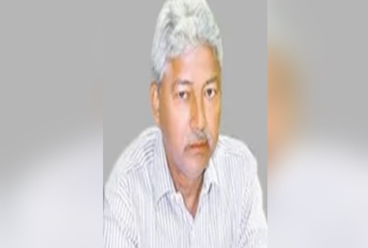 PF scam: Former Managing Director AP Misra stuck on many questions in EOW's inquiry.