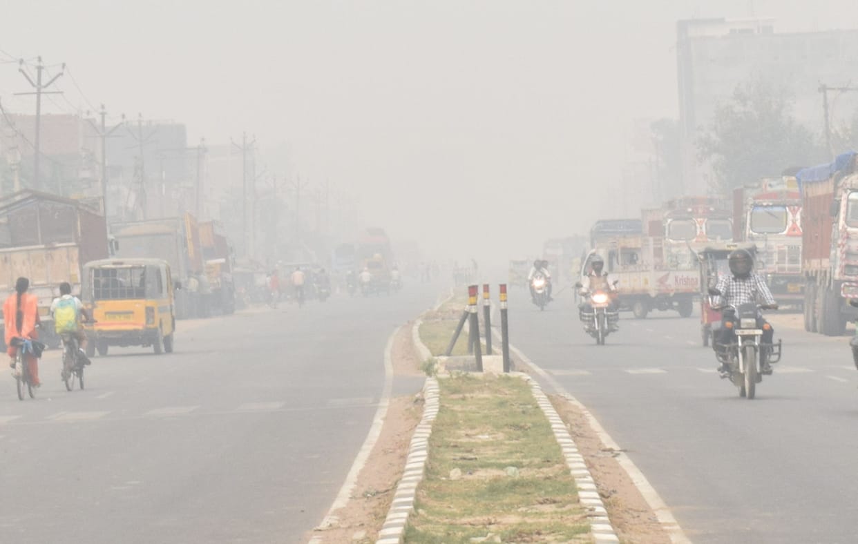 city polluted due to smog