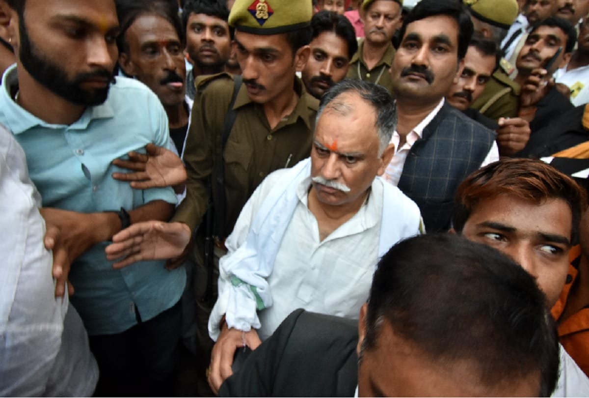 jawahar yadav murder case Former MLA Udaybhan spoke to supporters Dont worry We will come back again