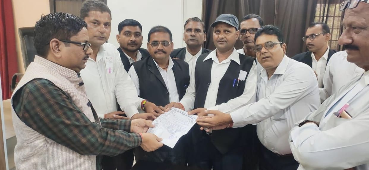 Lawyers boycott work on Delhi case