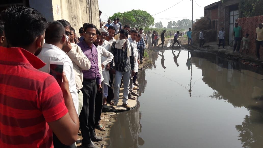 illegal occpation removed from way in paswada